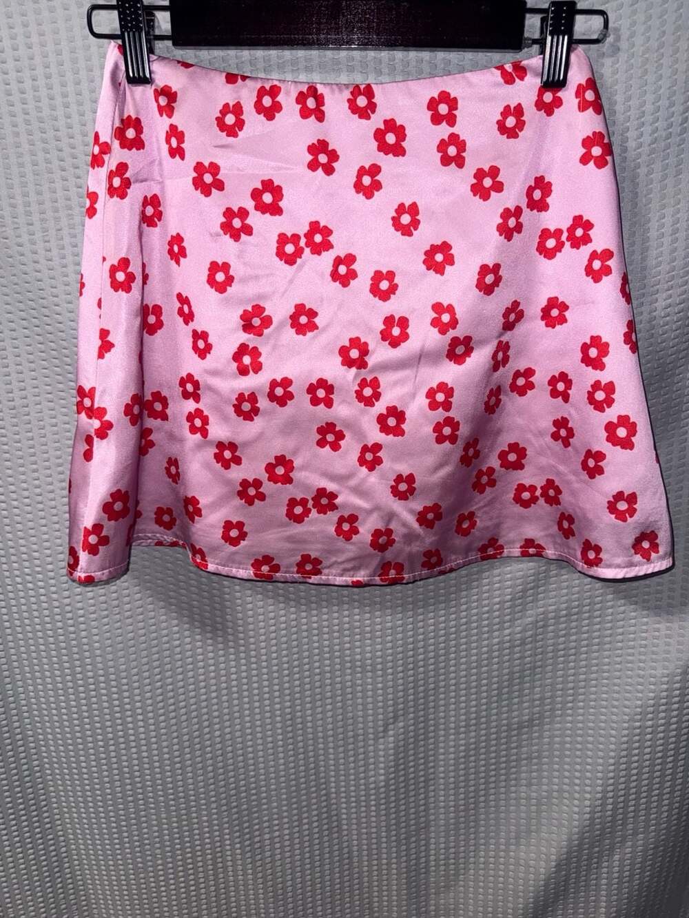 Princess Polly Pink and Red Floral Satin Mini Skirt Size US 4